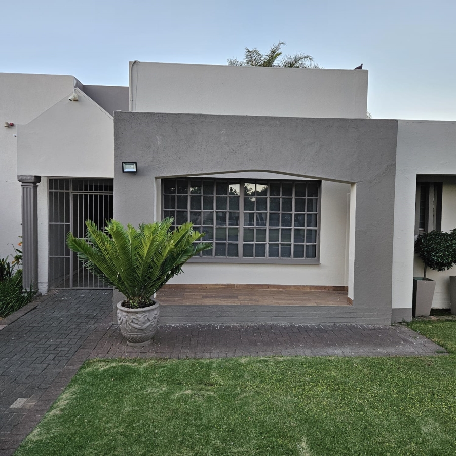 3 Bedroom Property for Sale in Jim Fouchepark Free State